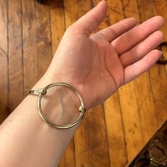 Goldtone Circle Motif Unusual Bracelet - Picture 5 of 6